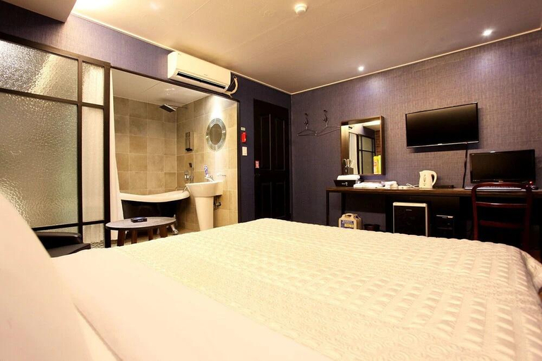 Bedroom 3, GOYANG HOTEL LIN, Paju