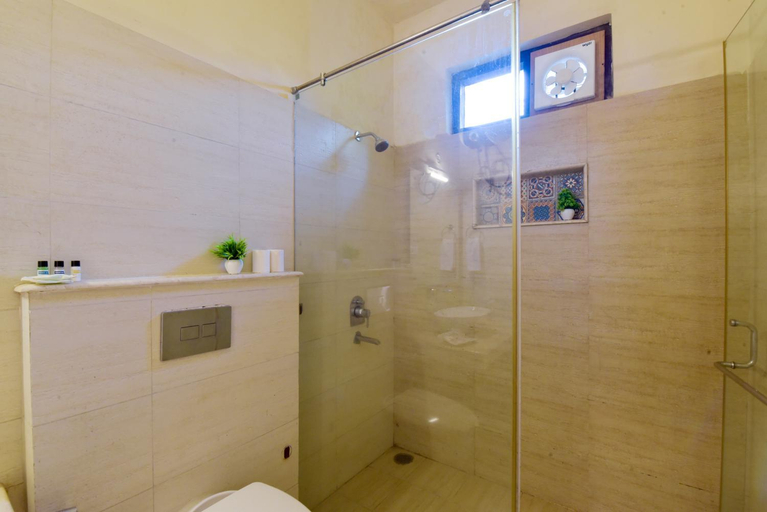 Bathroom, Sunday Alaya Resort by CheckIn, Jim Corbett, Nainital