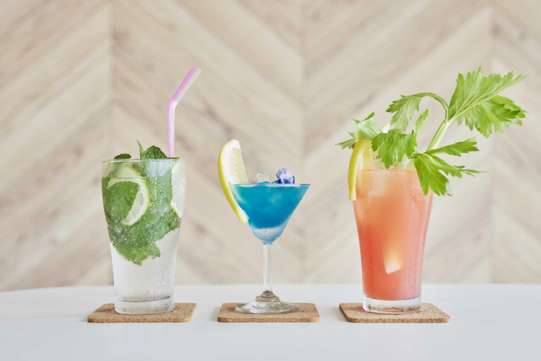 Food & Drinks 4, Hotel & Glamping Act Futtsu, Futtsu