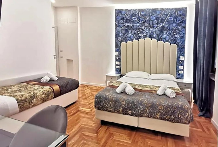 Bedroom 3, Navona Central Relais, Rome