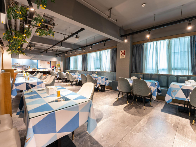 Food & Drinks 4, Lavande Hotel South High-Speed Railway Station Changsha Avenue Metro Station, Changsha