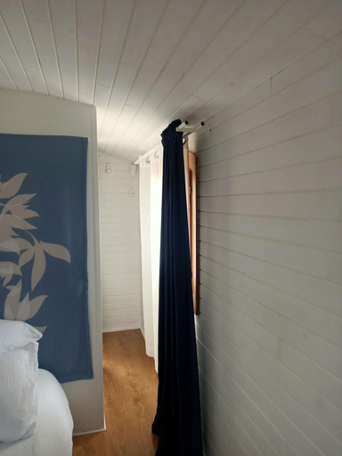 Bedroom 2, Roulotte Authentique aux Portes du Beaujolais climatisee avec terrasse Privative & Borne de Recharge, Ain