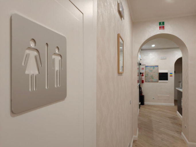Others 5, Hotel Principe Amedeo, Rome