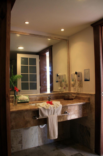 Bathroom 4, VIK Hotel Arena Blanca All Inclusive, Salvaleon de Higuey