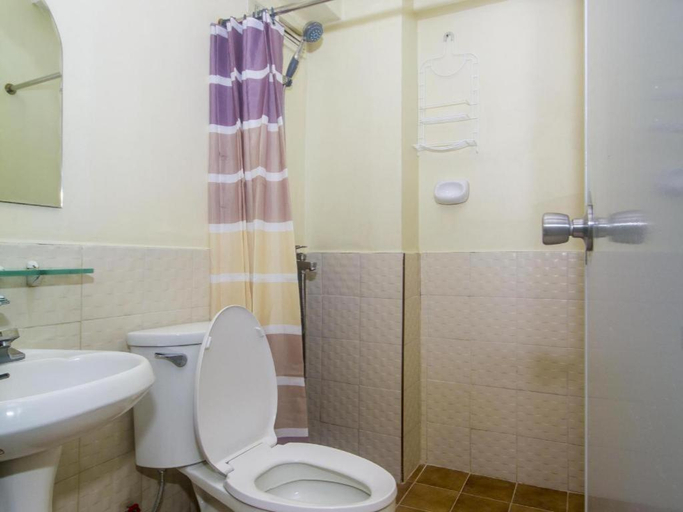 Bathroom 4, USDA Dormitory-Hotel, Cebu City
