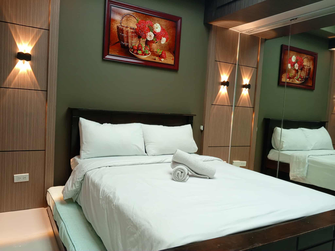 5, Grand Riviera suites Manila Condo infront of us embassy, Manila City