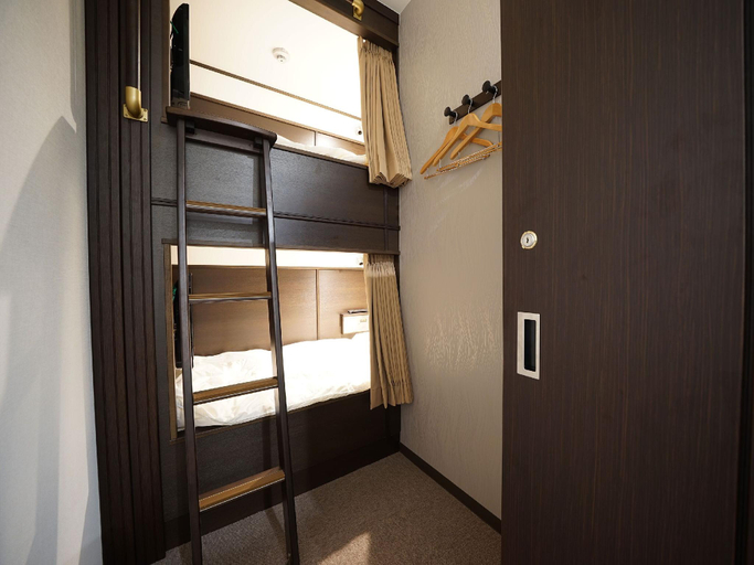 Bedroom 4, WELLCABIN TENJIN - Male Only, Fukuoka