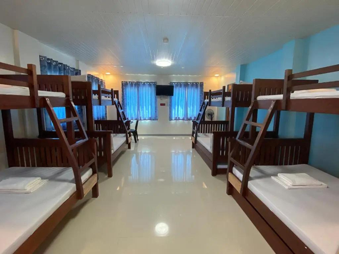 Bedroom 3, Hip Nautic Beach Resort by Cocotel, Lian