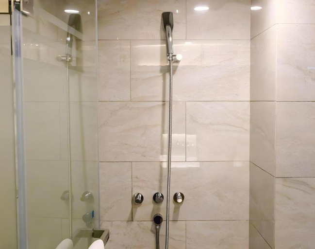 Bathroom 4, ICE FLOWER HOTEL 冰花酒店(广州天河体育中心林和西地铁站店), Guangzhou