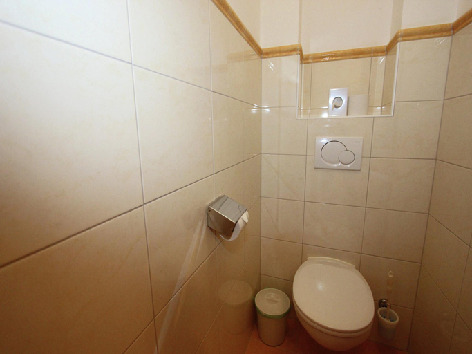 Bathroom 4, Apartment in Kaltenbach near Ski Lift, Schwaz