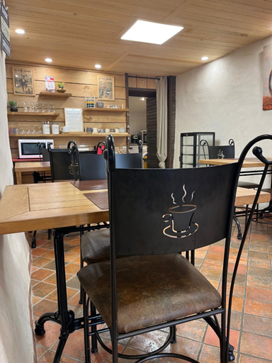 Food & Drinks 4, GITE DU ROY D'AMONT Plaine de l'Ain, repas sur reservation, Ain