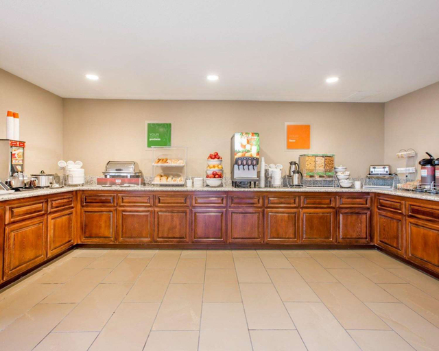 Food & Drinks 5, Hotel Avisa, San Luis Obispo