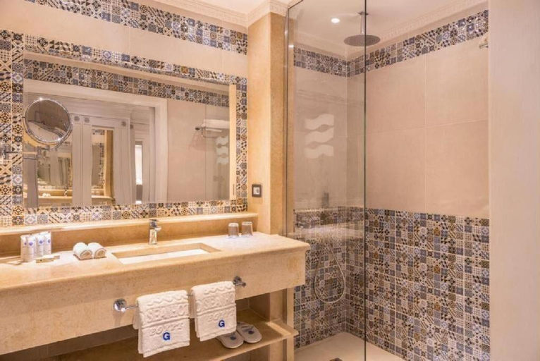 Bathroom 5, Grand Palace - Adults only, Al-Ghurdaqah