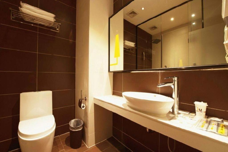 Bathroom 4, IU Hotel Zhangye High-Speed Railway Station, Zhangye