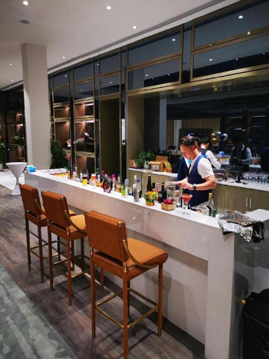 Food & Drinks 5, Lavande Hotel Shanghai Jing'an Shibei Gaoxin, Shanghai