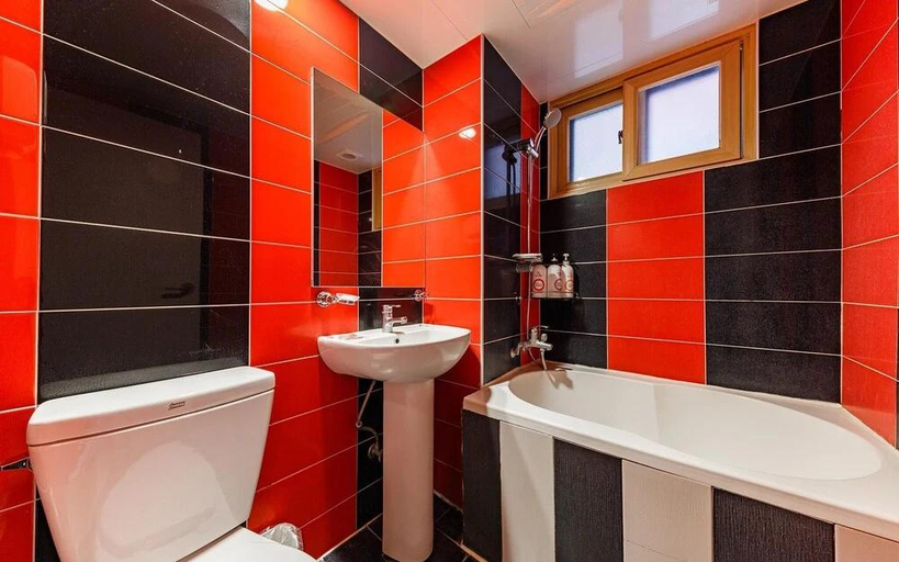 Bathroom, Daejeon Daesa Hotel Bus, Dong