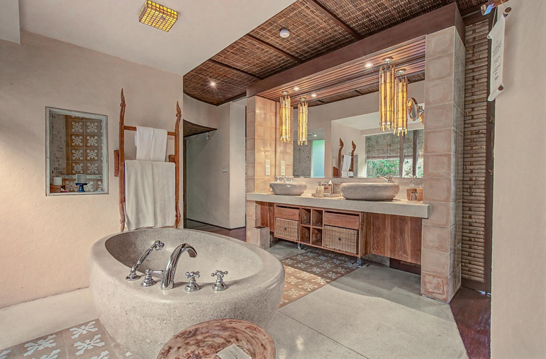 Bathroom 5, WakaGangga Hotel, Tabanan