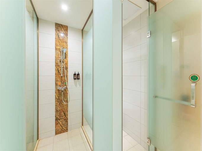 Bathroom, Vienna Hotel Zhengzhou University New Campus, Zhengzhou