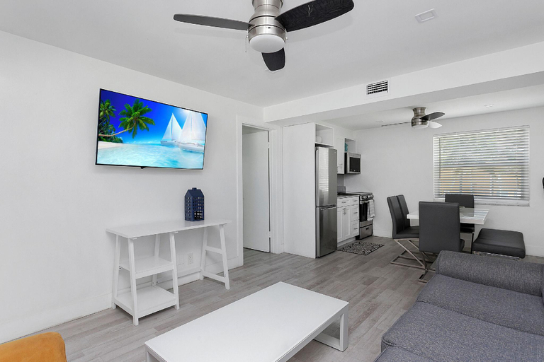 Others 5, ULTRA joyful apartment great for family, Broward
