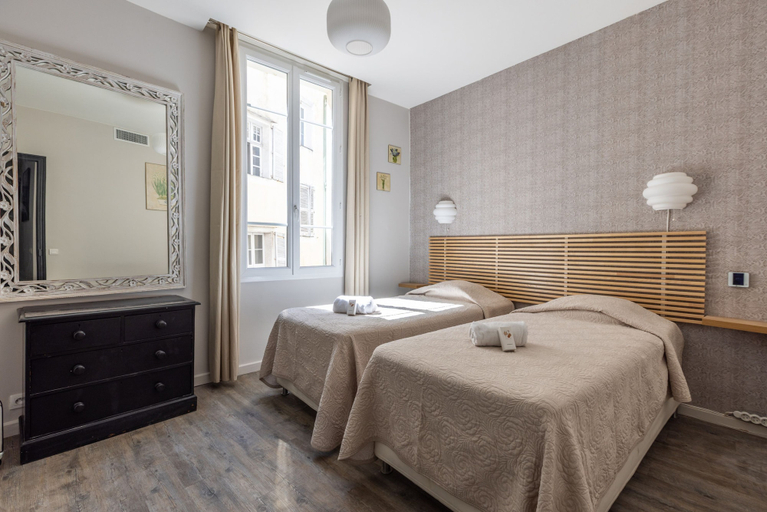 Room 2, 2 Chambres -2 Sdb- Balcon- Forville A2b106, Alpes-Maritimes