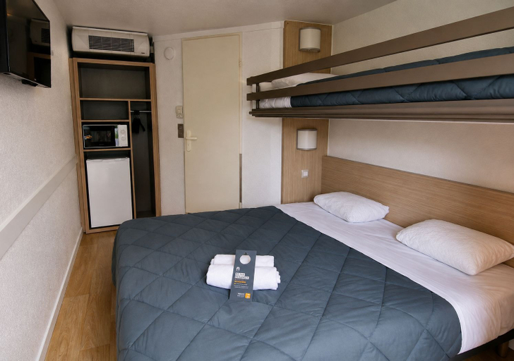 Bedroom 3, Premiere Classe Compiègne - Jaux, Oise