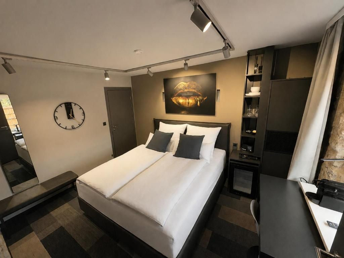 Room 3, NOX Hotel Zimmer 1 Grey, Karlsruhe