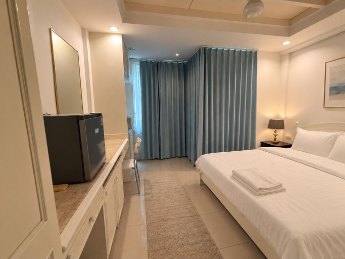 Room 3, Sukhum MRT Sutthisan, Huai Kwang