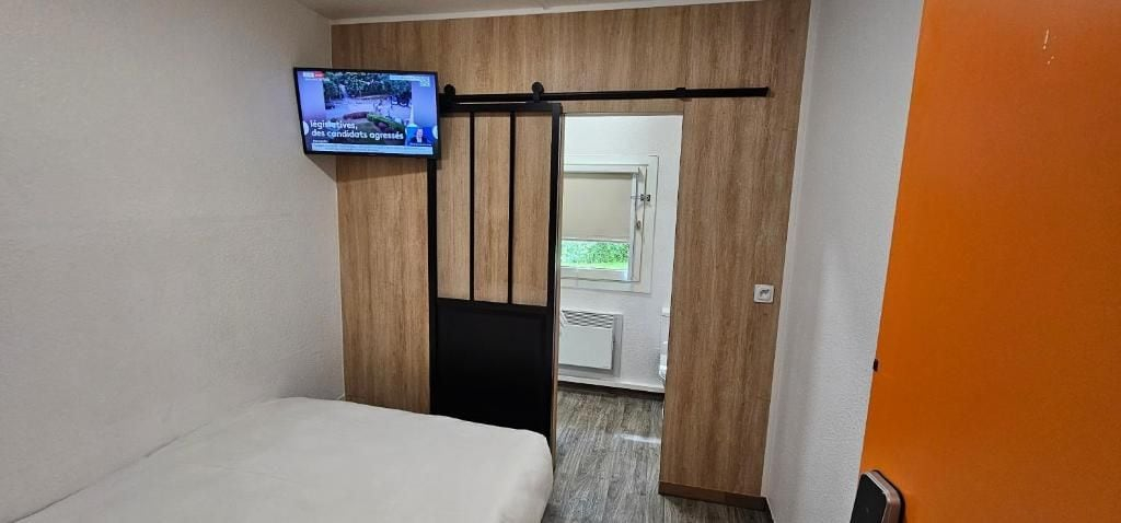 Room 5, Class'eco Charleroi, Hainaut