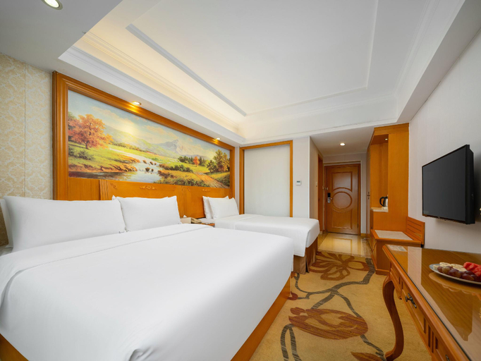 Bedroom 2, Vienna Hotel Shenzhen Dalang Clothing Base Branch, Shenzhen