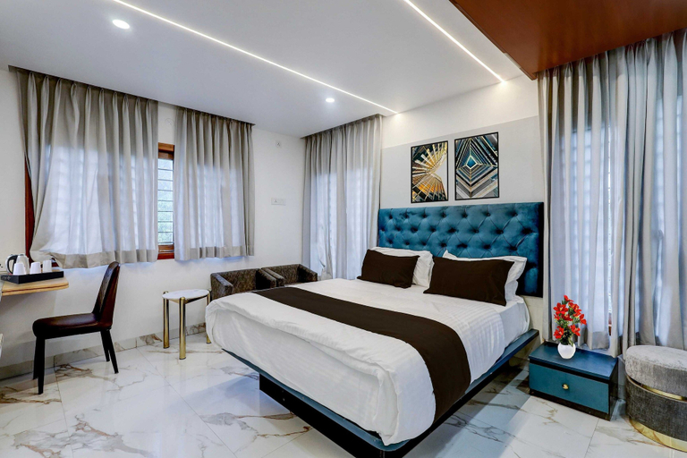 Room 4, Classic Suvedhi Tower, Ernakulam