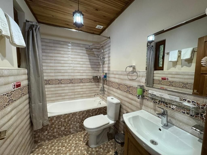 Bathroom 5, SAFIYA BOUTIQUE HOTEL, Buxoro