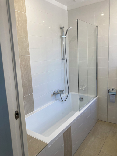Bathroom 5, Chambres Privée Deux pas de la plage Cannes, Alpes-Maritimes
