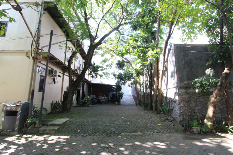 Property grounds 4, Hotel O near Ahmad Yani International, Semarang