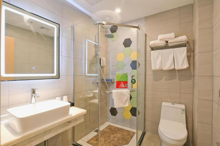 Bathroom 3, Vatica Hotel Hefei Yaohai Longgang Subway Station, Hefei