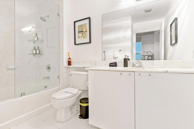 Interior 3, Stylish City Loft, Downtown Steps to Bayfront Park, Miami-Dade