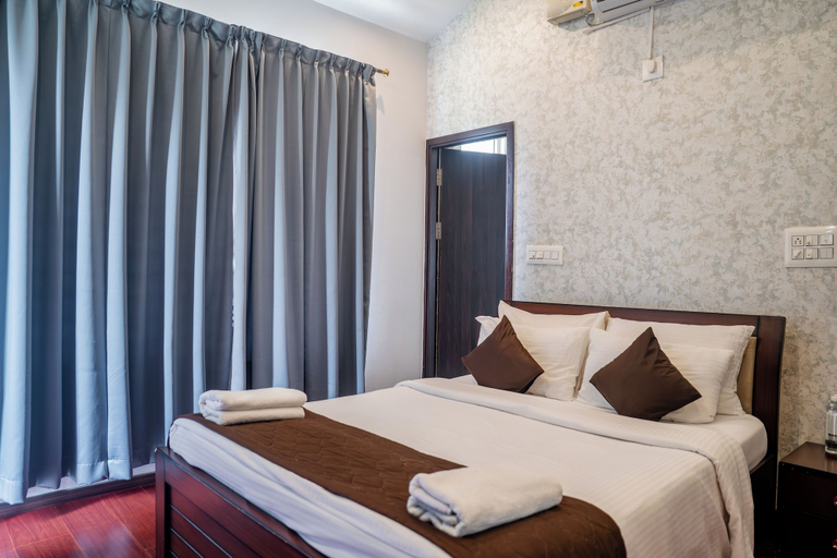 Room 4, White Mist by NAVA, Bangalore Rural