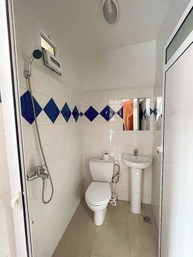 Bathroom 5, Tagtout, Tiznit