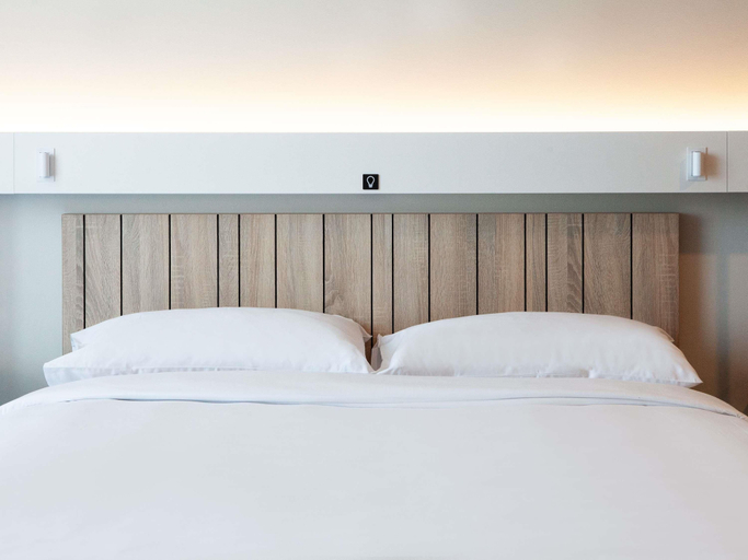 Bedroom 4, Ibis Berlin Airport, Berlin