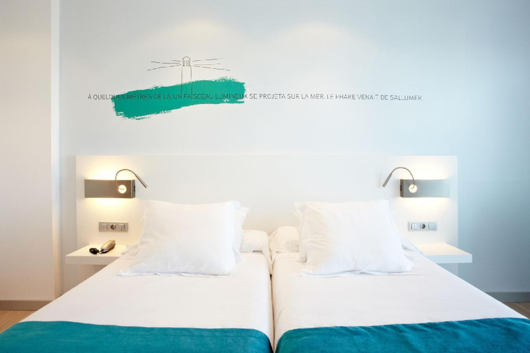 Bedroom 3, Hotel Costa Azul, Baleares