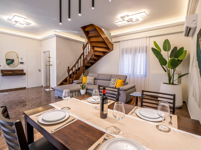 Dining 2, Nuvion, Attica