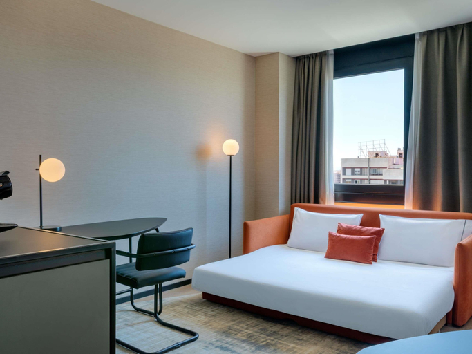 Bedroom 4, Novotel Valencia Lavant, Valencia