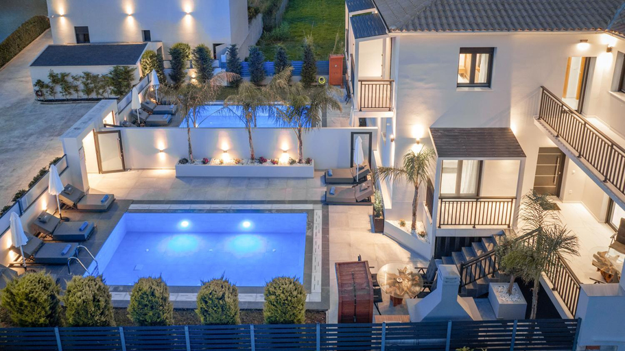 Sport & Beauty 2, Eagle's Nest - Adjoining Villas!, Ionian Islands