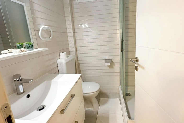 Bathroom 5, Apartment Akidado - Garden & Sea View, Pula