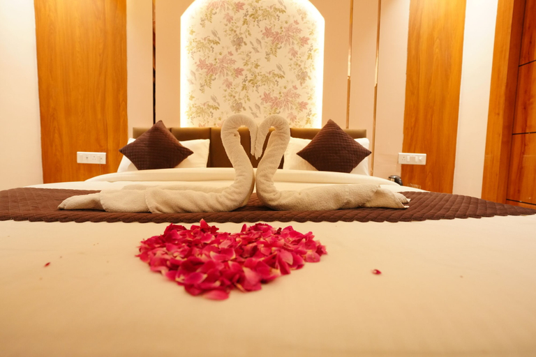 Room 4, Hotel Ayushman Ganga, Garhwal
