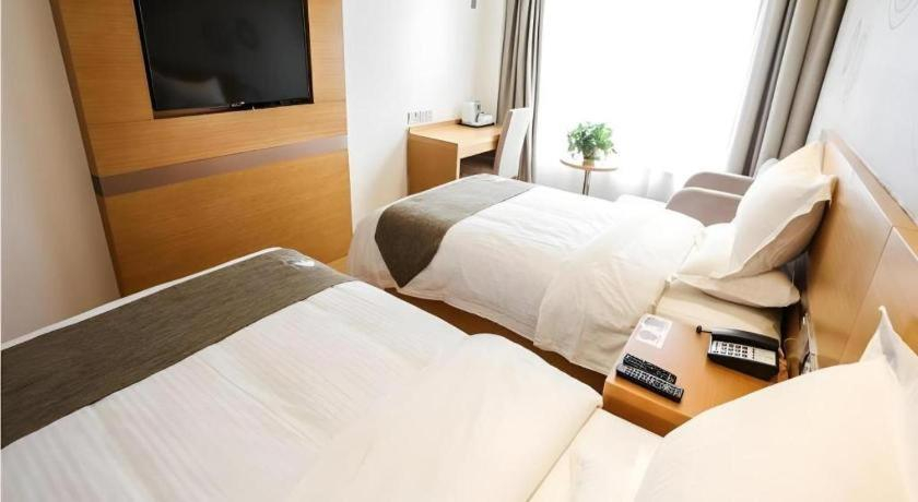 Bedroom 2, GreenTree Inn Shangqiu Ningling County Bus Station, Shangqiu
