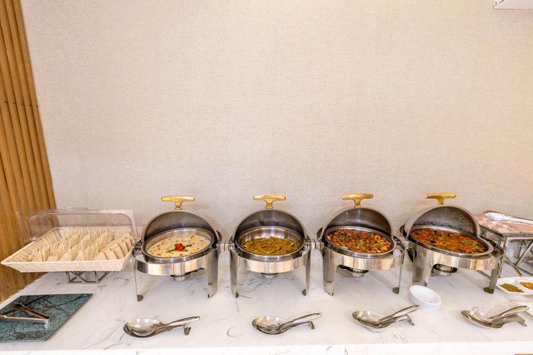 Food & Drinks 2, Al Muhaidb Residence Al Takhasossi 1 - Economic, Riyadh