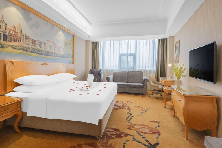 Bedroom 2, Vienna Hotel Henan Shangqiu Guide Middle Road Wanda Plaza, Shangqiu