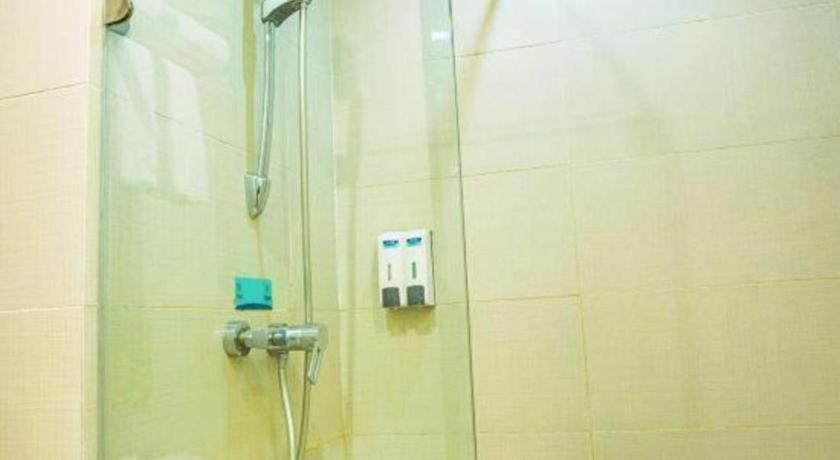 Bathroom 5, City Comfort Inn Guilin Xing'an, Guilin