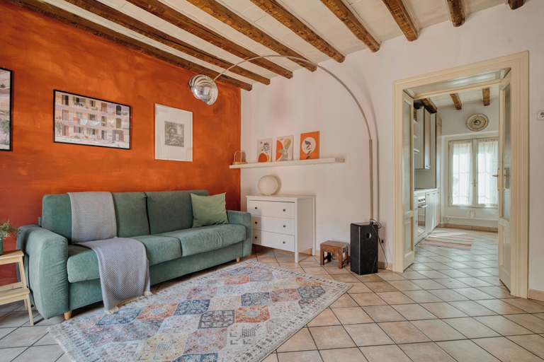 Living area 2, Bright 1BR with Balcony in Navigli, Milano