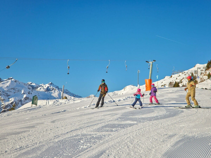Snow and ski sports 2, Apartment in Schruns With Swimming Pool, Bludenz